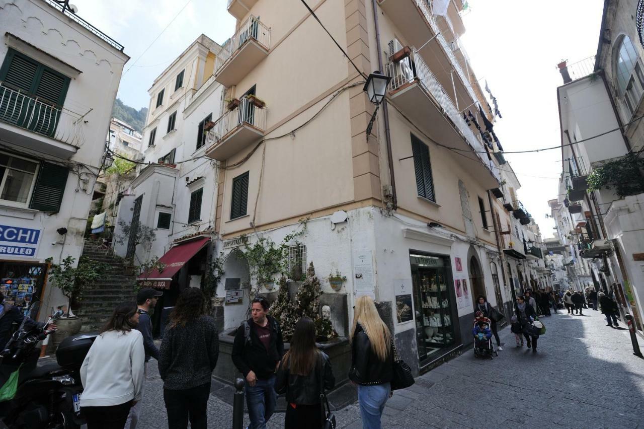 L'Ancora Di Amalfi Apartment Luaran gambar