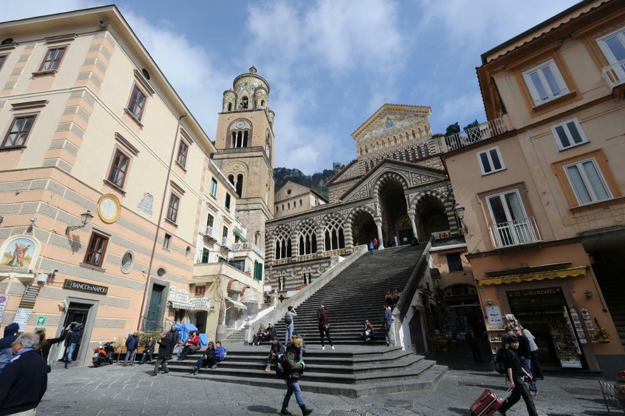 L'Ancora Di Amalfi Apartment Luaran gambar